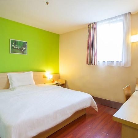 7Days Inn Bazhong Nanchi South Road Phoenix City Екстер'єр фото