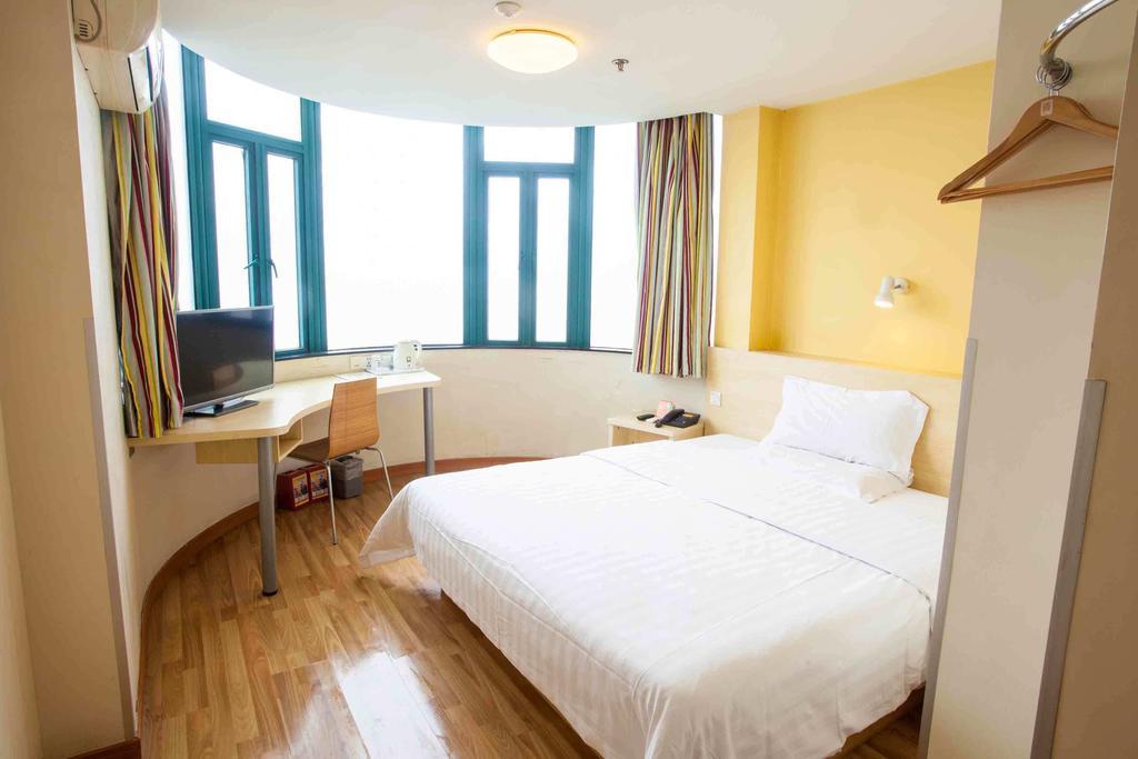 7Days Inn Bazhong Nanchi South Road Phoenix City Номер фото
