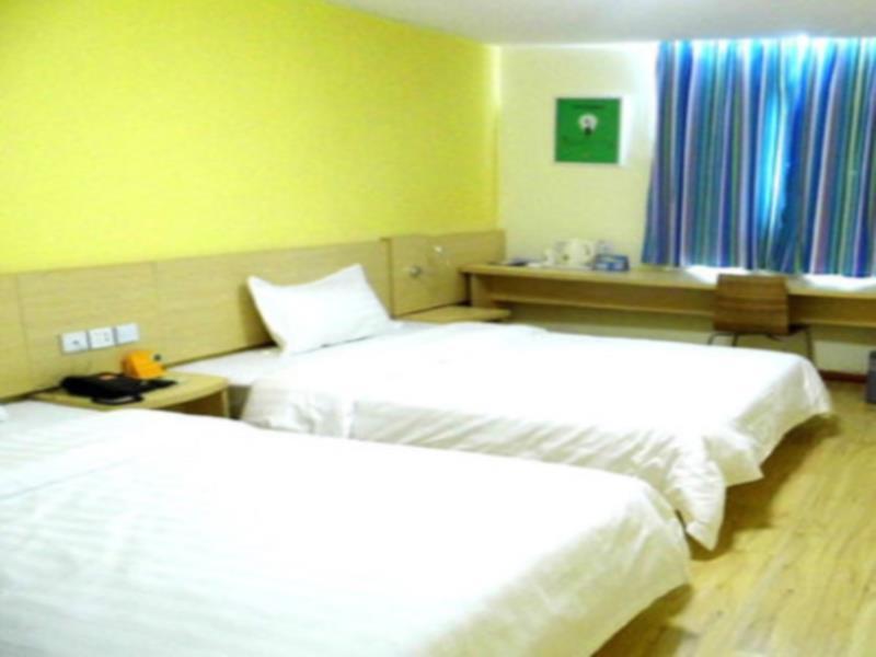 7Days Inn Bazhong Nanchi South Road Phoenix City Екстер'єр фото